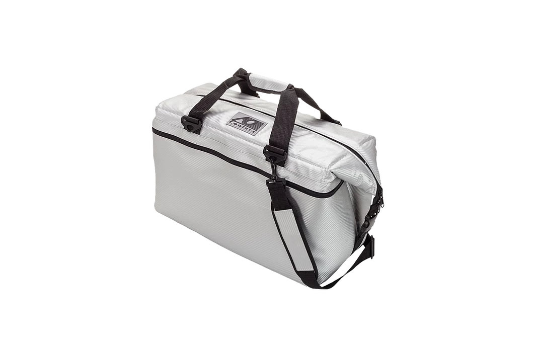 AO COOLERS CARBON SERIES COOLERS - SILVER Marine Accessories 4 AO COOLERS CARBON SERIES COOLERS - SILVER Marine Accessories