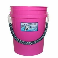 TOP SHELF MARINE PRODUCTS Top Shelf Battlewagon 5 Gallon Bucket W/ Rope Handle (Assorted Colors)